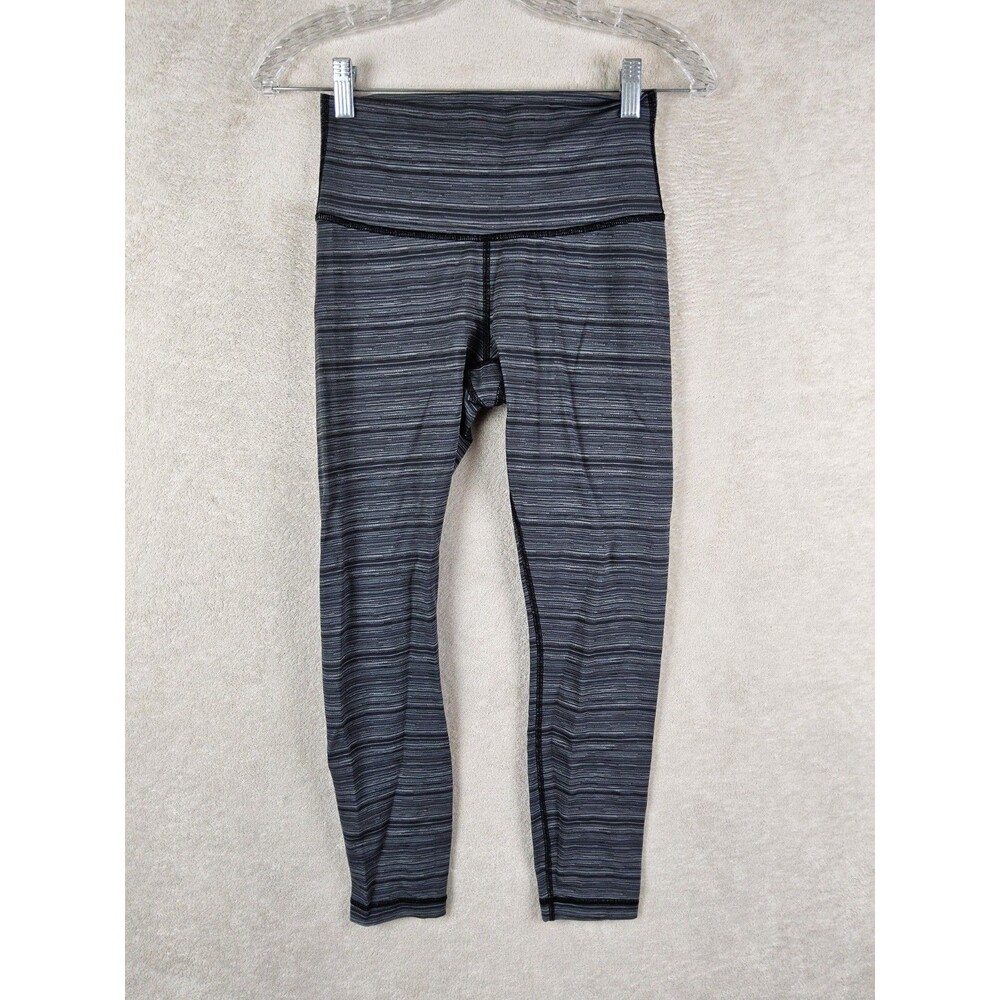 Lululemon Women’s Patterned Striped Athletic Leggings Size 6